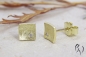 Preview: Ohrstecker Nathia, Gold 585/- mit Brillant, mattgekratzt, 6 x 6 mm