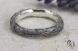 Preview: Schmaler Ring aus geschwärztem Silber 925/-, Zerknittert, 4 mm, oval