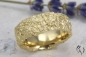 Preview: Breiter Ring aus vergoldetem Silber 925/-, Zerknittert, 8 mm, oval