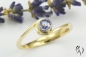 Preview: Ring Laini, Gold 750/- mit hellblauem Saphir