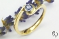 Preview: Ring Laini, Gold 750/- mit hellblauem Saphir