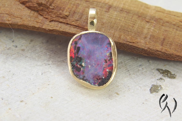 Preview: Anhänger Irida, Gold 750/- mit viereckigem Opal