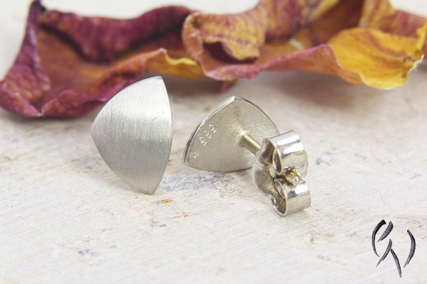 Ohrstecker Zenai, Weißgold 585/-, strichmatt