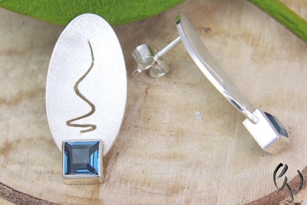Große Ohrstecker Bahira, Silber 925/- mit Topas "London Blue"