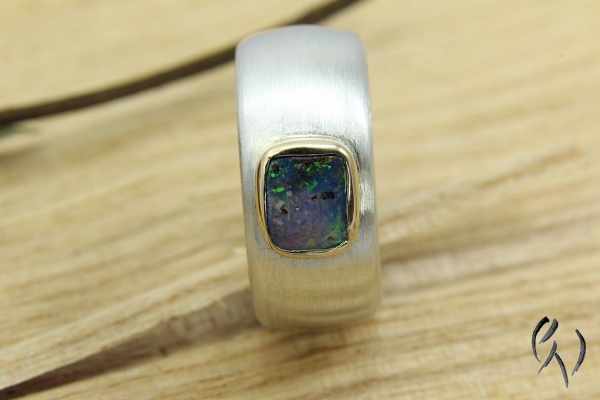Preview: Ring Shakina, Silber 925/- mit viereckigem Opal