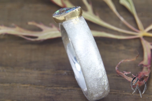 Ring Mabou, Silber 925/- mit tropfenförmigen Opal