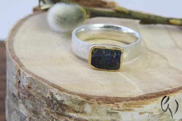 Preview: Ring Mabou, Silber 925/- mit rechteckigem Opal