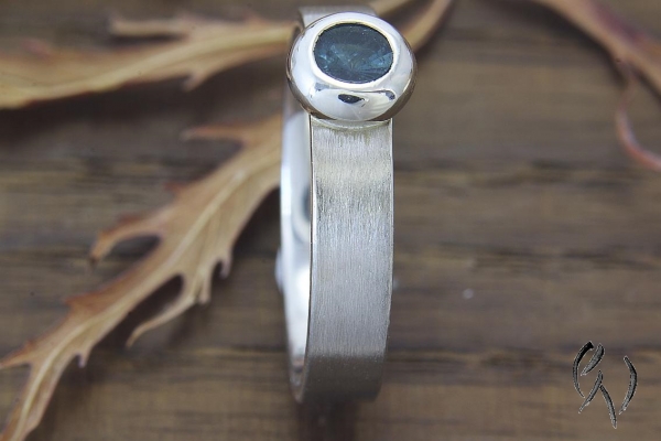 Ring Ona, Silber 925/- mit blauem Turmalin