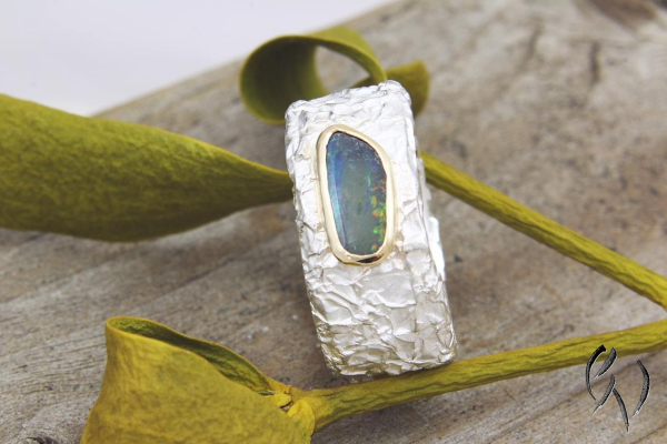 Preview: Breiter Ring aus Silber 925/- mit Boulderopal, zerknittert