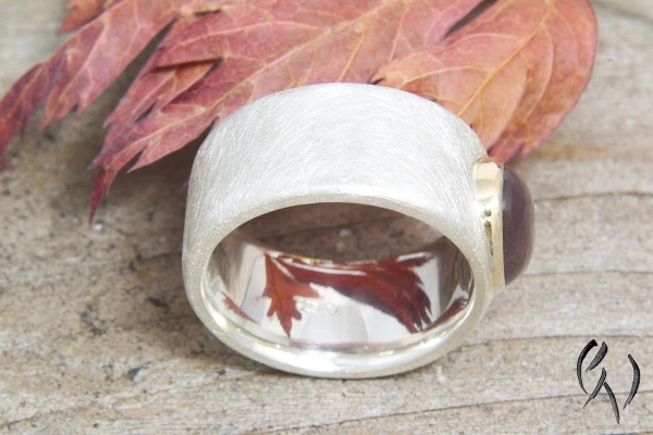 Ring Atras, Silber 925/- mit braunem Mondstein-Cabouchon