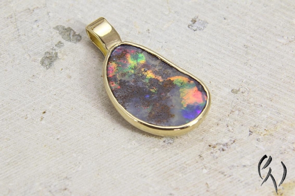 Anhänger Irida, Gold 750/- mit Opal