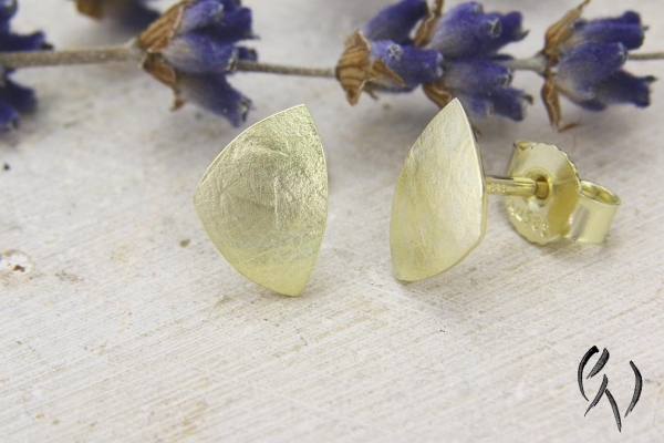 Ohrstecker Zenai, Gold 585/-, papierstrukturiert