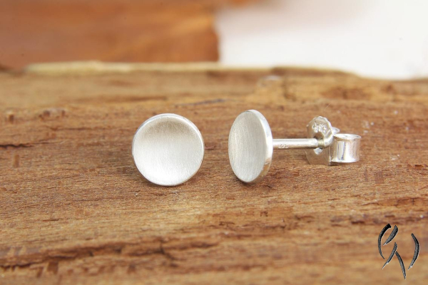 Ohrstecker Kamal, Silber 925/-, konkaver Vollmond, strichmatt