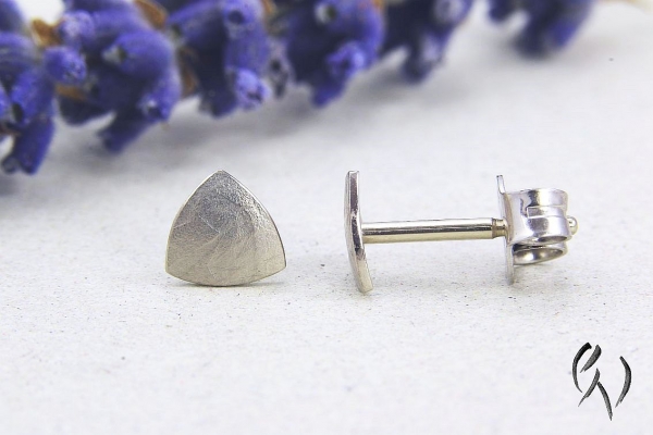 Minidreieck papierstrukturiert, Weißgold 585/-