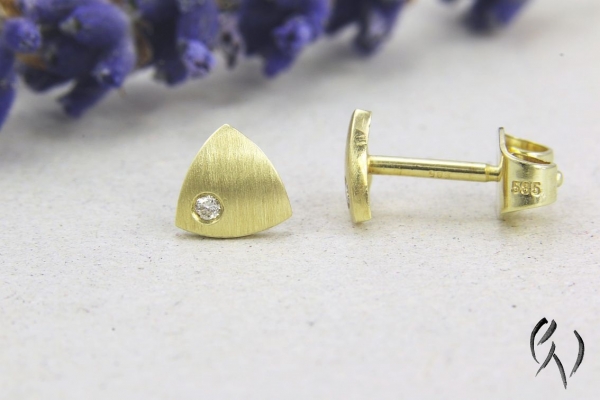 Minidreieck mit Brillant, strichmatt, Gold 585/-