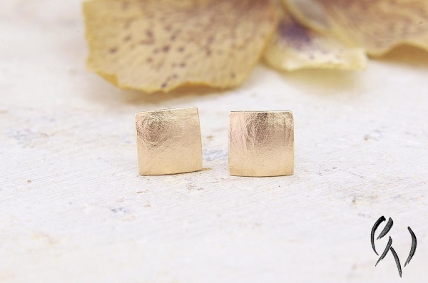 Quadratische Ohrstecker aus Roségold