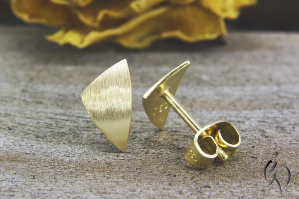 Ohrstecker Selas Gold 750/-, strichmatt