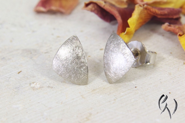 Ohrstecker Zenai, Weißgold 585/-, mattgekratzt