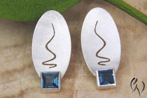 Ohrstecker Silber mit Topas London Blue