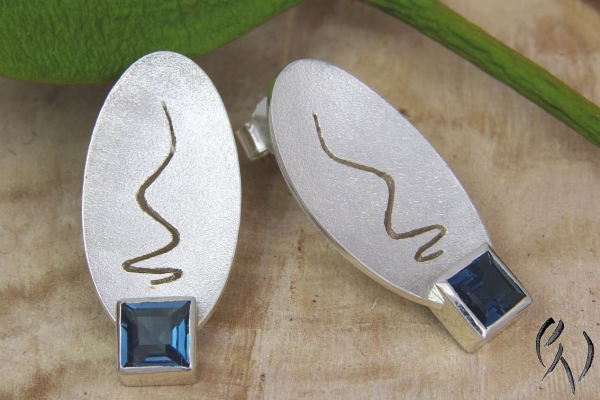 Große Ohrstecker Bahira, Silber 925/- mit Topas "London Blue"
