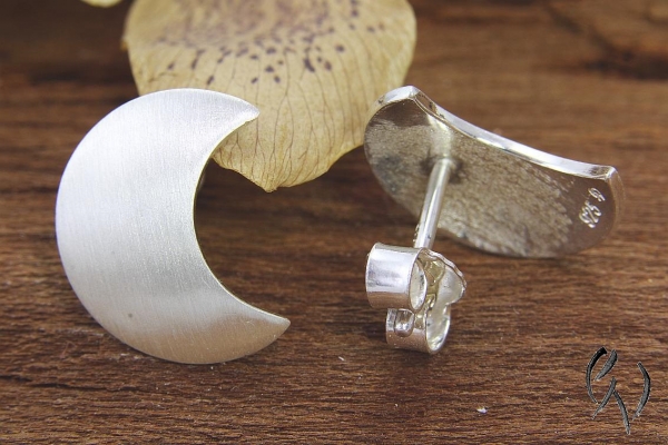 Ohrstecker Mika, Silber 925/-, Halbmond strichmatt