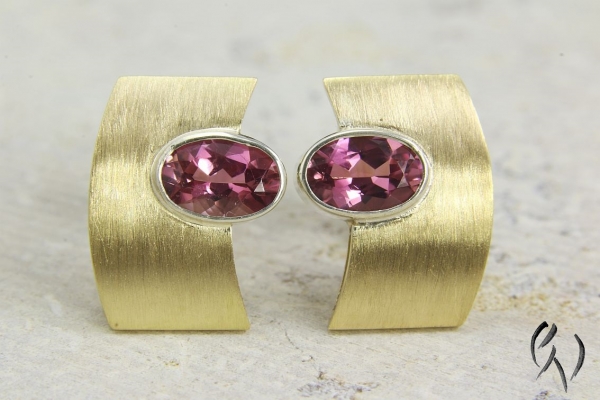 Ohrstecker Lootha, Gold 750/- mit roten Turmalinen