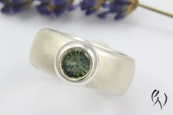 Ring Shakina, Silber 925/- mit blauem Turmalin