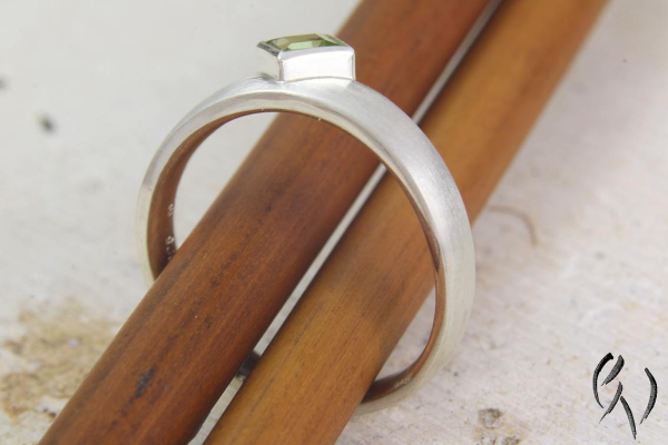 Ring Tamaya, Silber 925/- mit Peridot