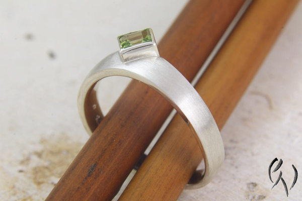 Ring Tamaya, Silber 925/- mit Peridot