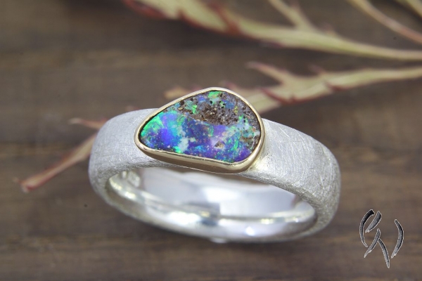 Ring Mabou, Silber 925/- mit tropfenförmigen Opal