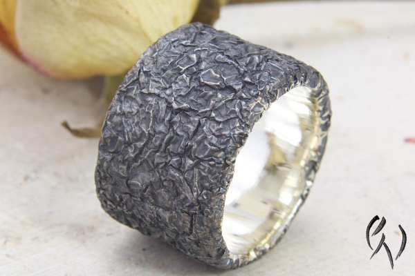 Breiter Knitterring aus Silber